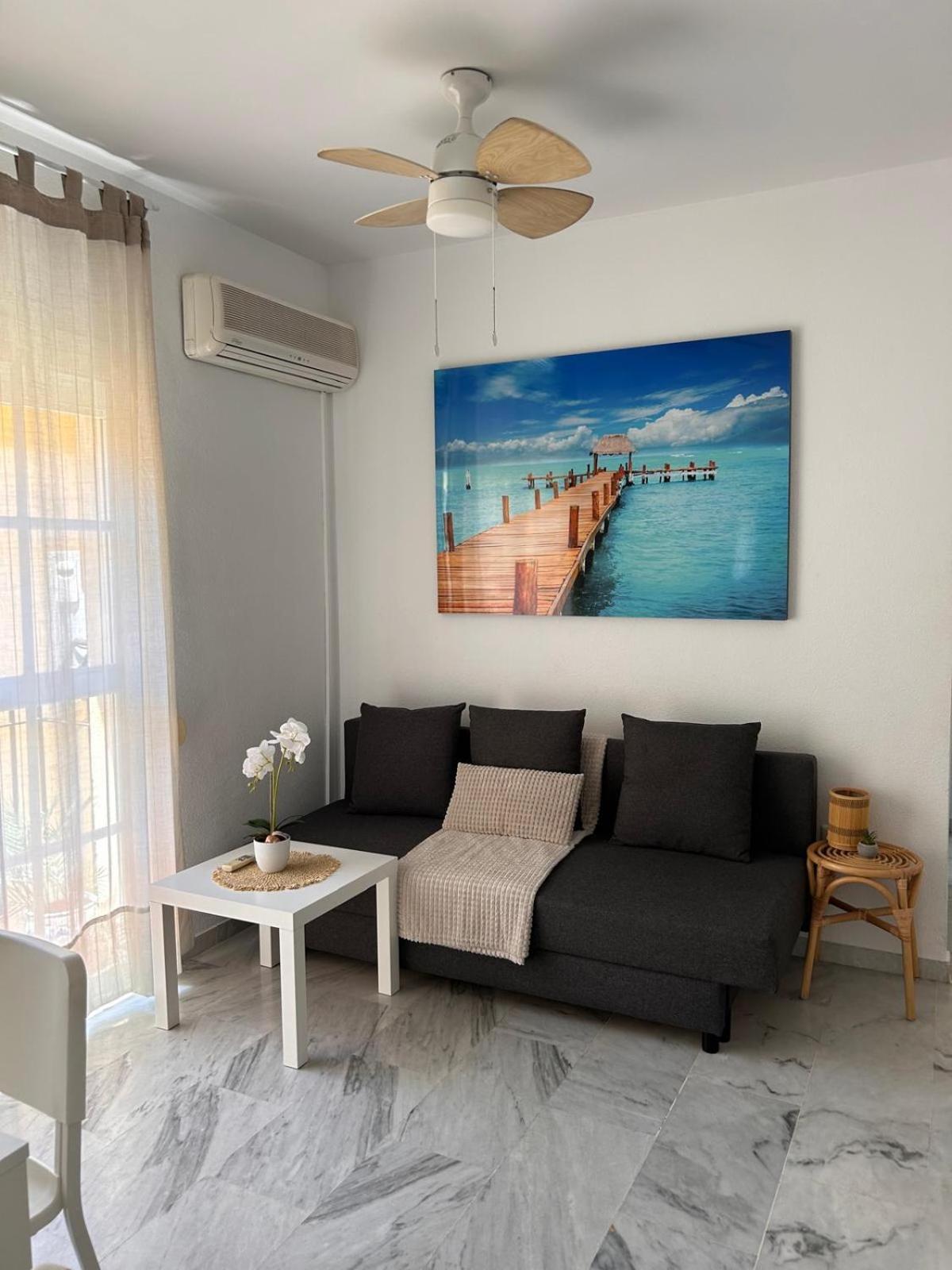 Beach Side Heaven Фуэнхирола Экстерьер фото